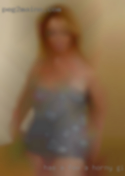 Has a few curves and loves to have for a horny girl  fun.