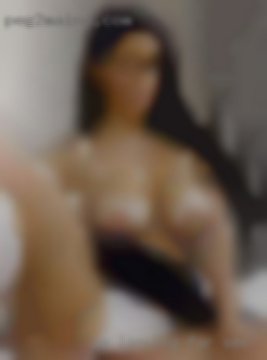 I'm looking for sex in Sumner, WA a poly relationship.