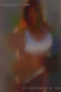 Is submissive AR nude girls and likes to please.