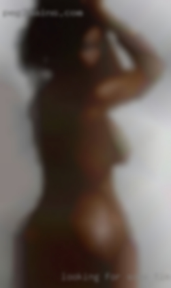 Looking for some NSA or time with black man FWB arrangement.